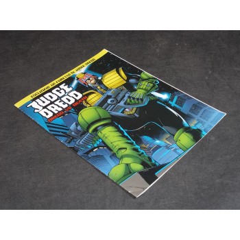 JUDGE DREDD – DREDD VS DEATH di J. Howard e B. Bolland